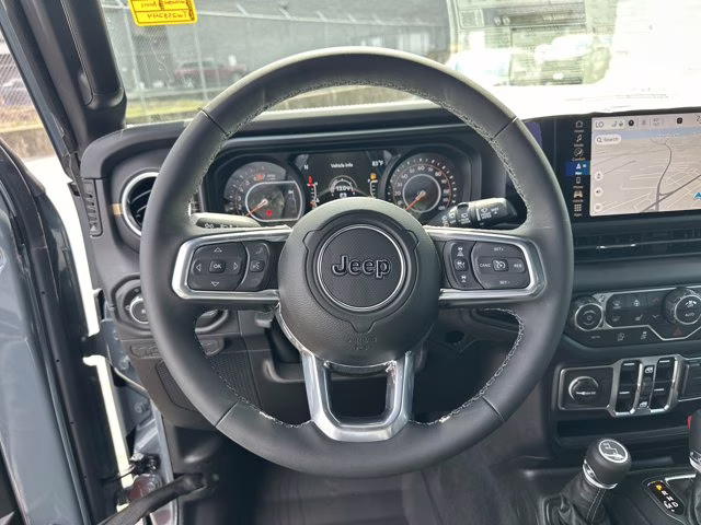 2026 Anvil Clear Coat Jeep Wrangler Sahara 4X4 Convertible