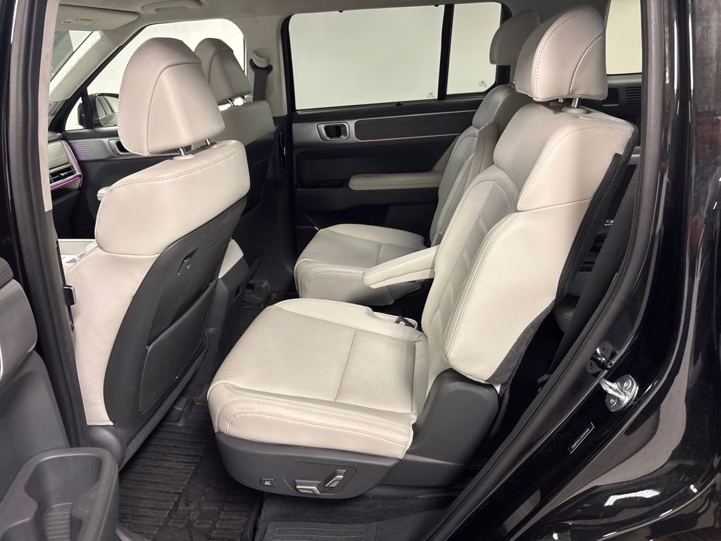 2025 Phantom Black Hyundai Santa Fe Calligraphy FWD SUV