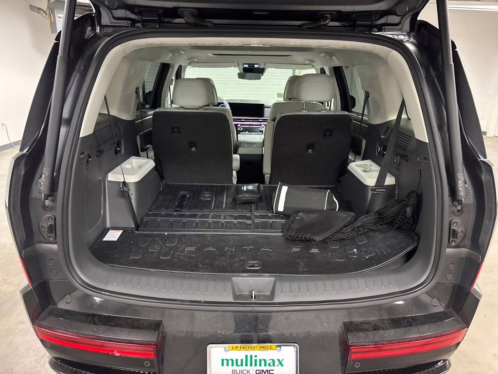 2025 Phantom Black Hyundai Santa Fe Calligraphy FWD SUV