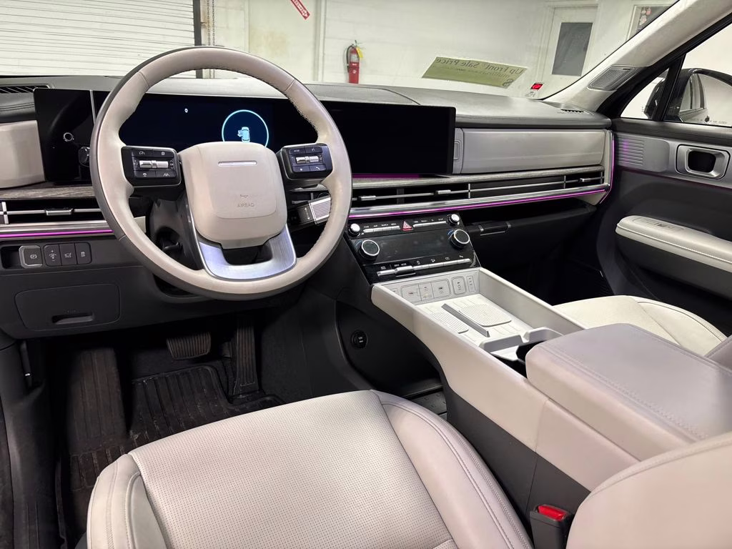 2025 Phantom Black Hyundai Santa Fe Calligraphy FWD SUV