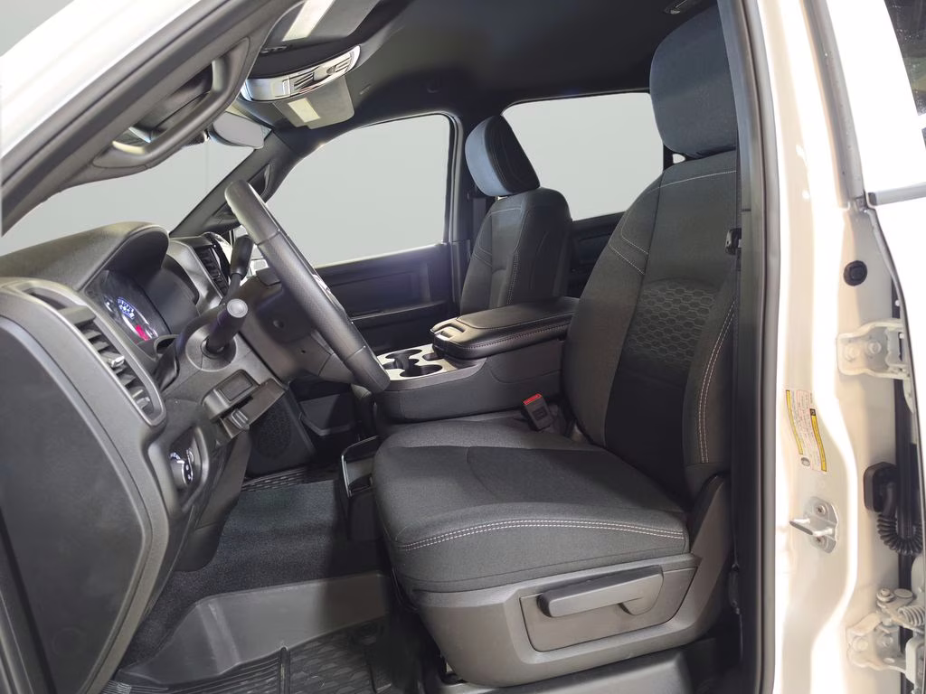 2026 Bright White Clearcoat Ram 2500 Tradesman 4X4 Truck