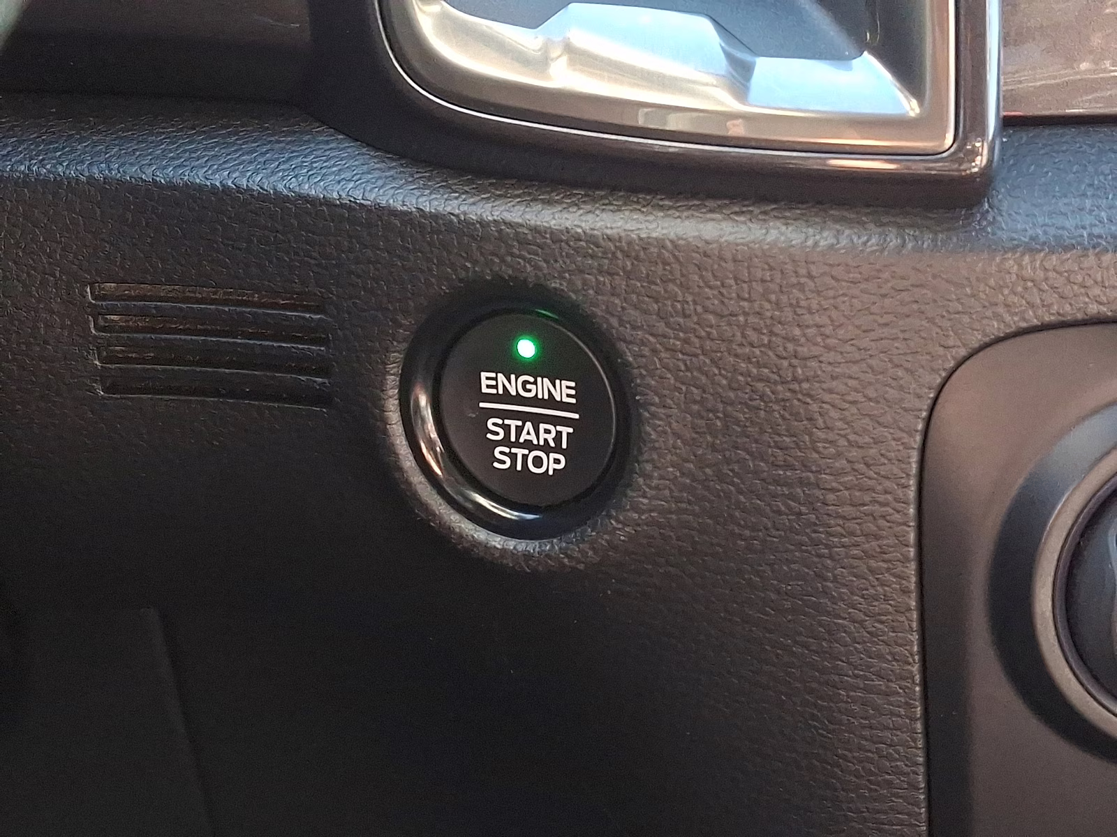 2020 Magnetic Metallic - J7 Ford Ranger LARIAT 4X4