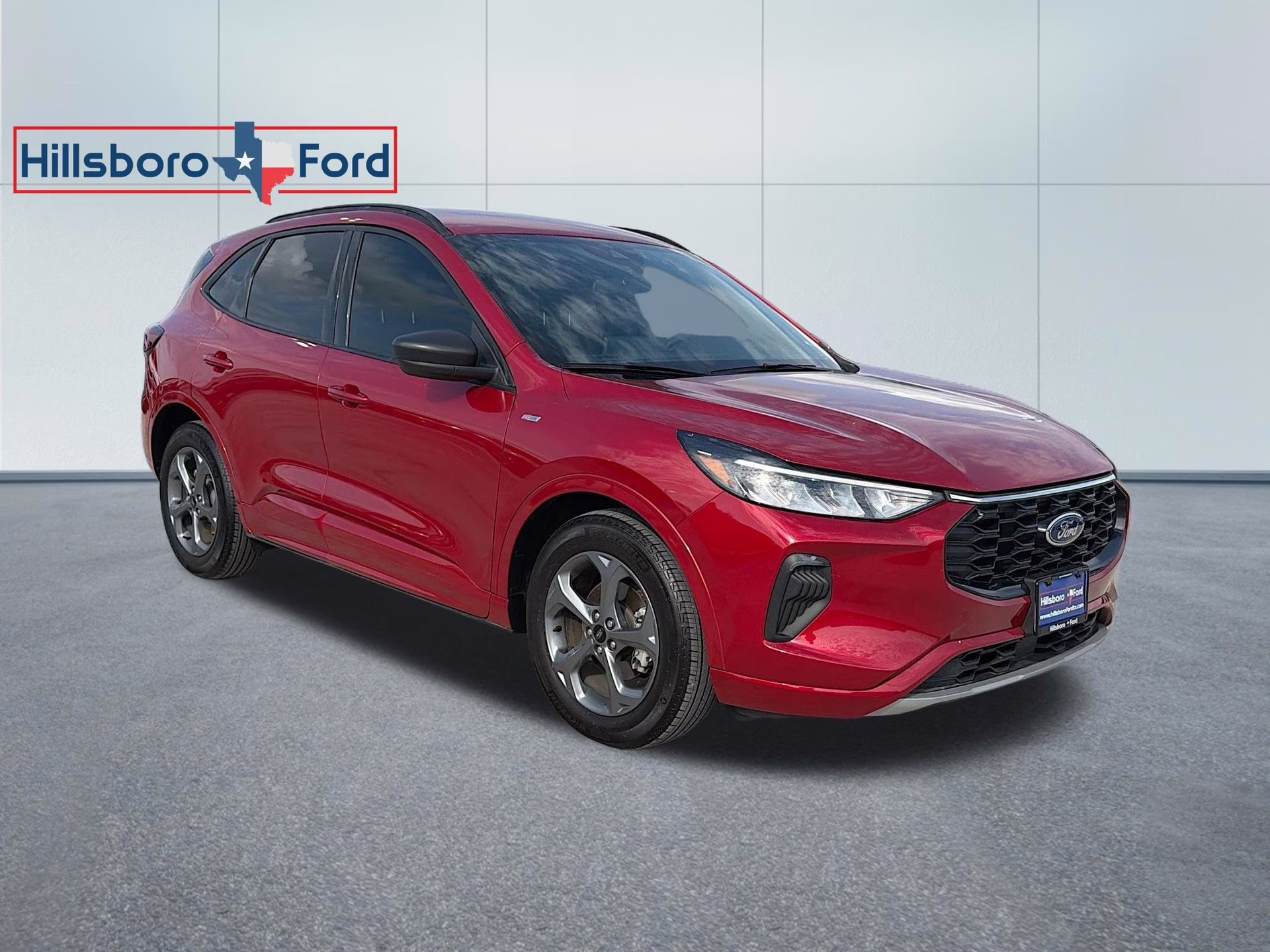 2023 Rapid Red Metallic Tinted Clearcoat Ford Escape ST-Line FWD SUV