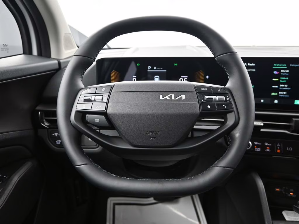 2026 Glacial White Pearl Kia Sportage EX FWD SUV