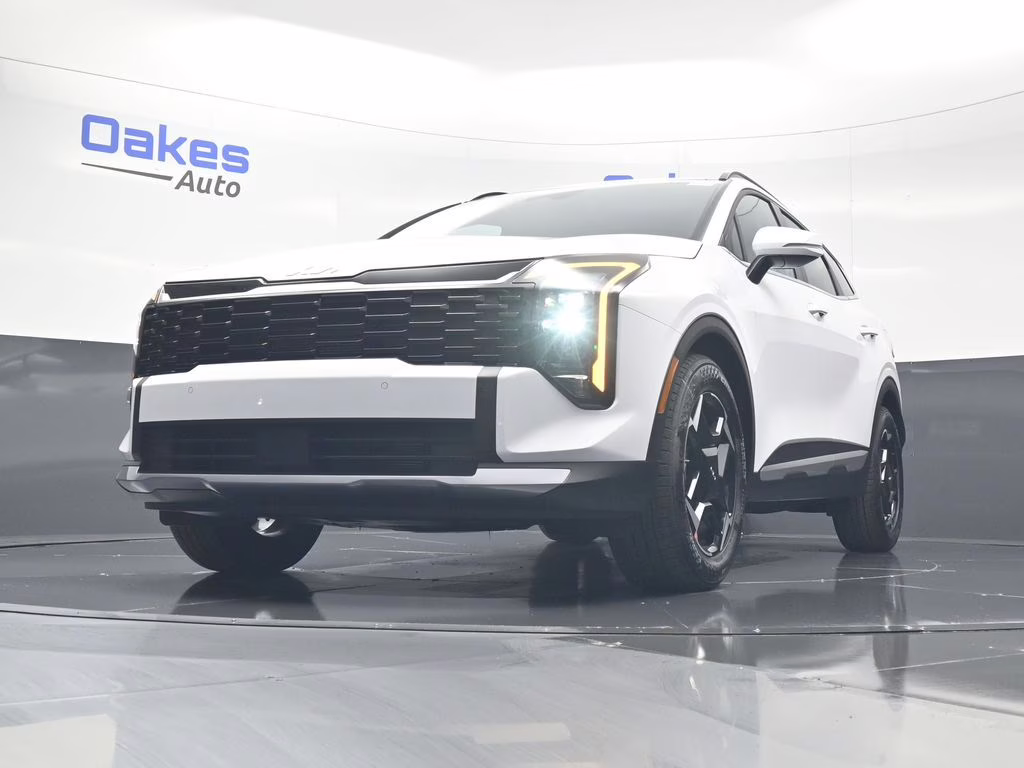 2026 Glacial White Pearl Kia Sportage EX FWD SUV