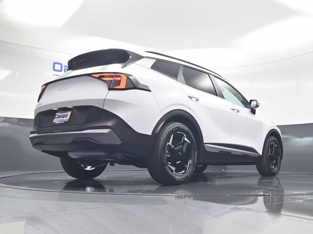 2026 Glacial White Pearl Kia Sportage EX FWD SUV