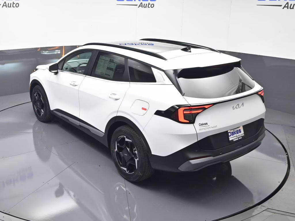 2026 Glacial White Pearl Kia Sportage EX FWD SUV