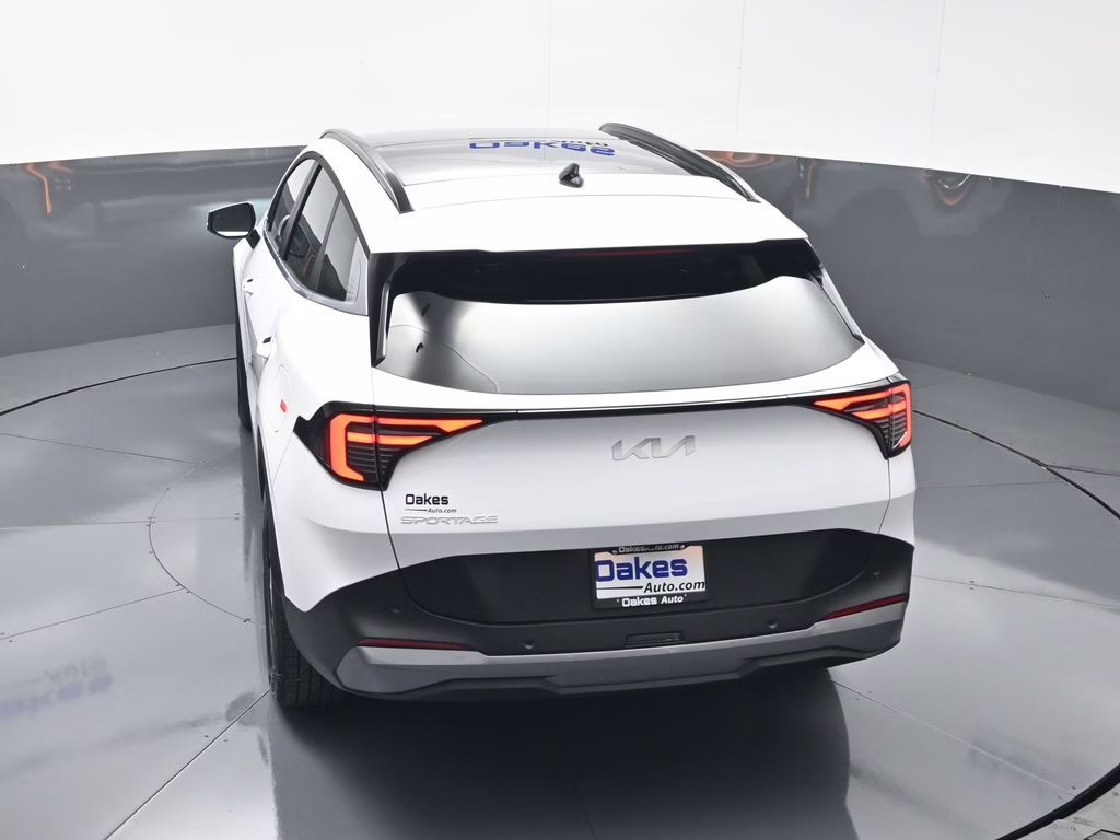 2026 Glacial White Pearl Kia Sportage EX FWD SUV