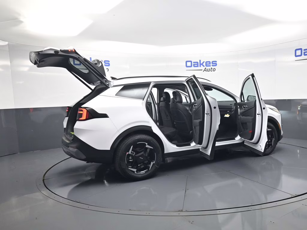 2026 Glacial White Pearl Kia Sportage EX FWD SUV