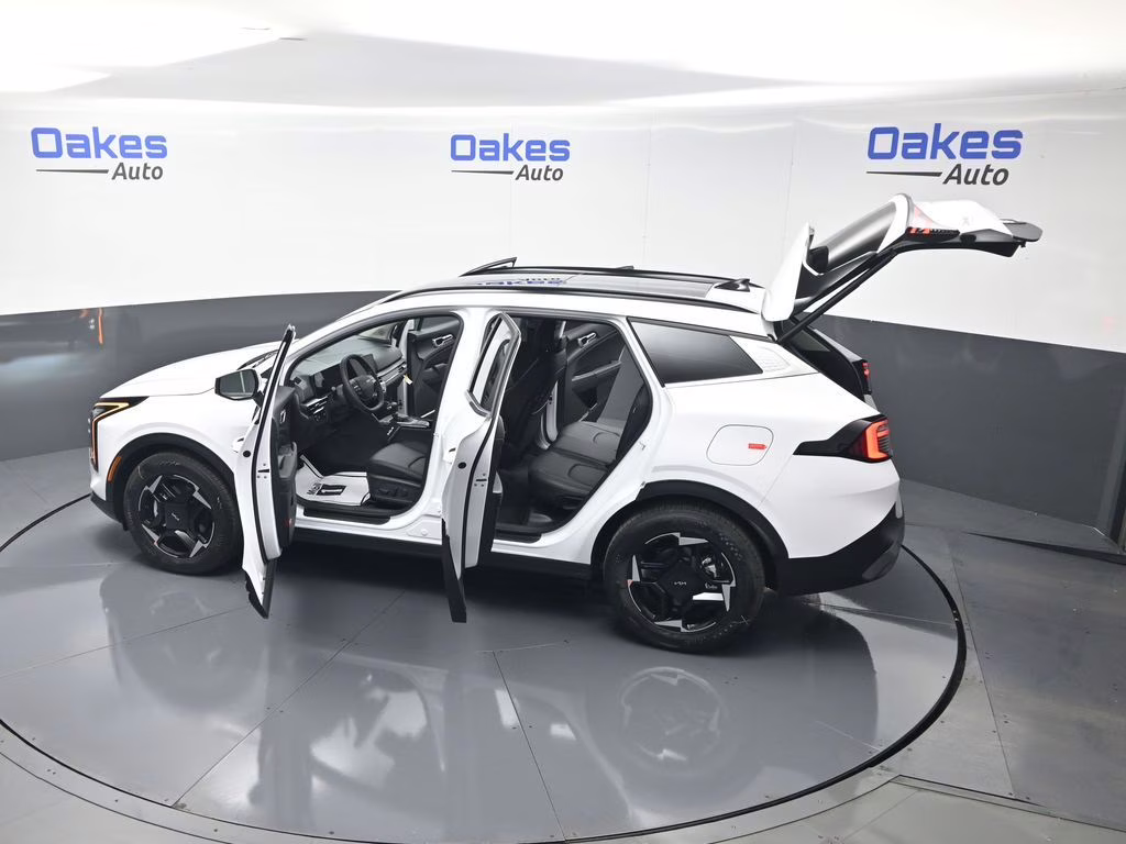 2026 Glacial White Pearl Kia Sportage EX FWD SUV