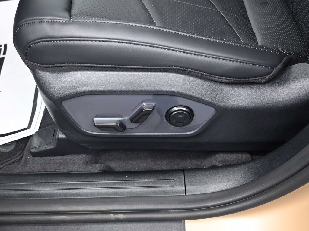 2027 Terrain Brown Matte Kia Telluride X-Line EX AWD SUV