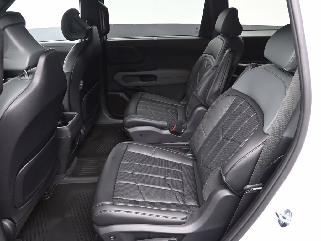 2027 Glacial White Pearl Kia Telluride Hybrid X-Line SX AWD SUV