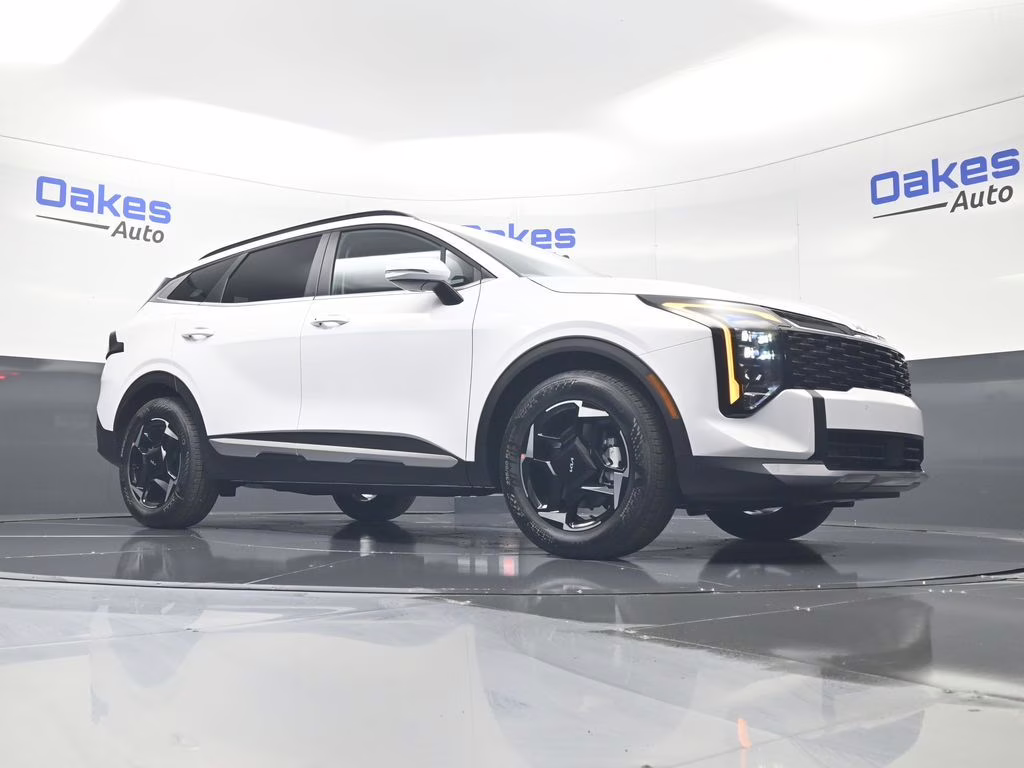2026 Glacial White Pearl Kia Sportage EX FWD SUV