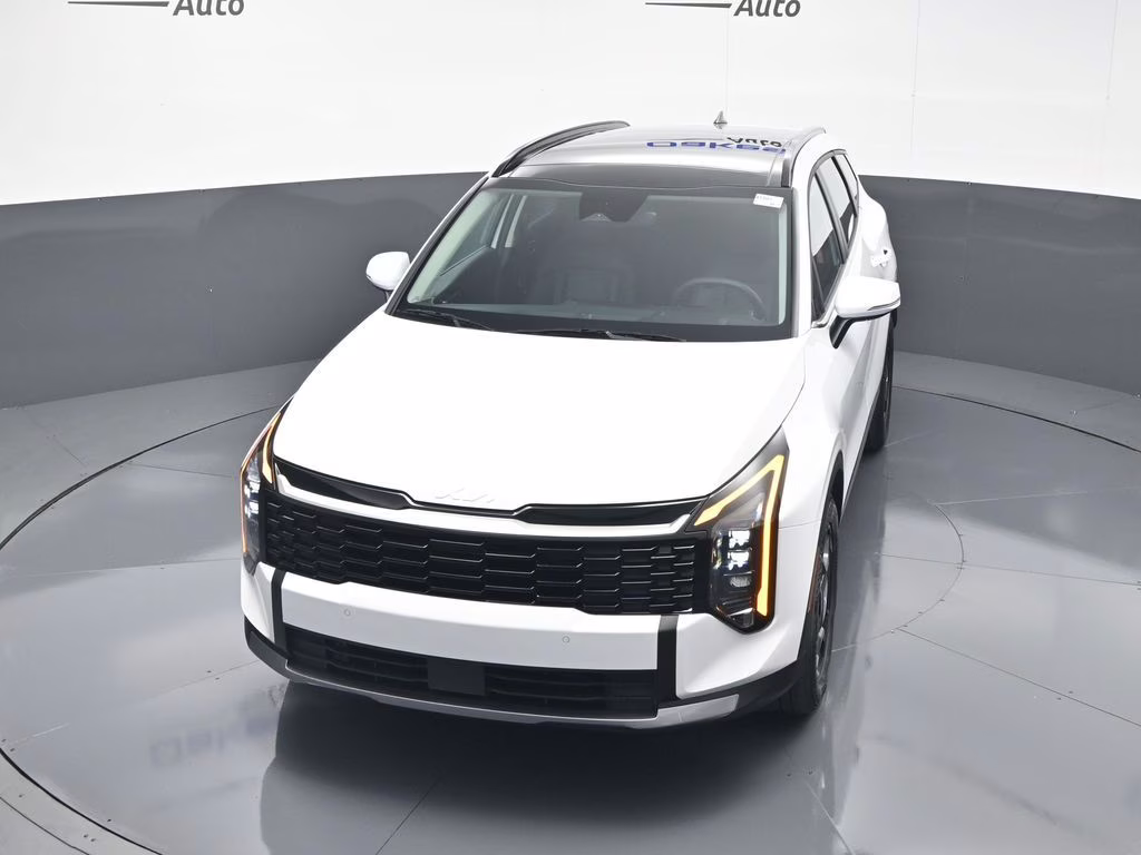 2026 Glacial White Pearl Kia Sportage EX FWD SUV