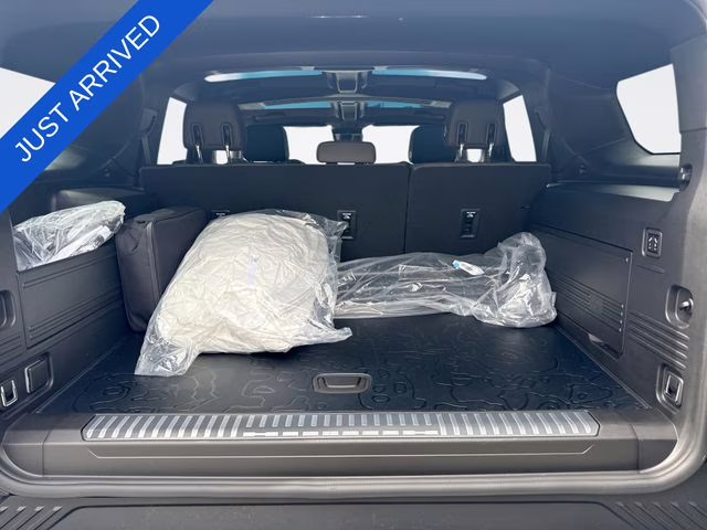 2024 Green GMC HUMMER EV SUV 3X 4X4 SUV