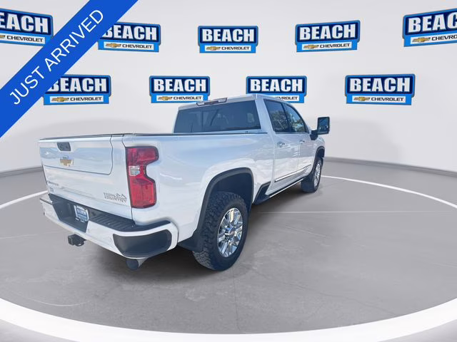2024 Summit White Chevrolet Silverado 3500HD High Country 4X4 Truck