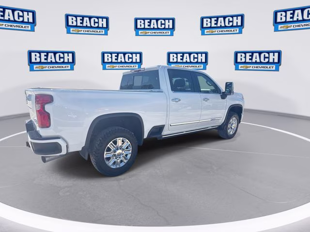 2024 Summit White Chevrolet Silverado 3500HD High Country 4X4 Truck