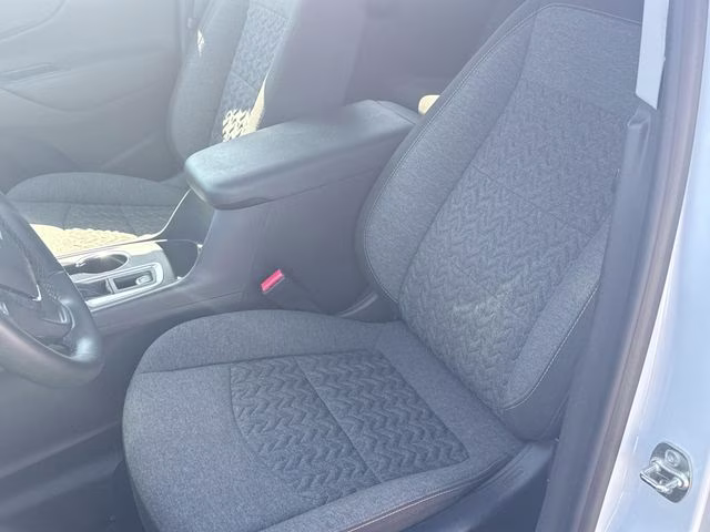 2024 Summit White Chevrolet Equinox LT FWD SUV