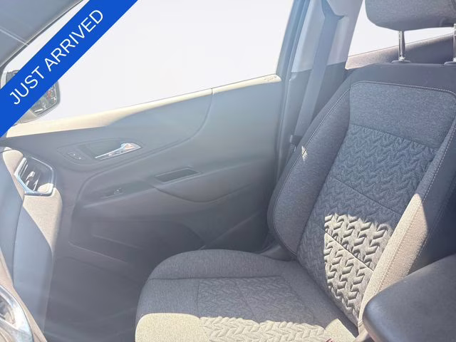 2024 Summit White Chevrolet Equinox LT FWD SUV