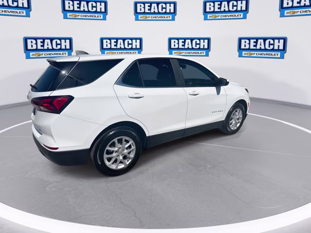 2024 Summit White Chevrolet Equinox LT FWD SUV