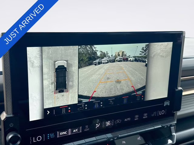 2024 Green GMC HUMMER EV SUV 3X 4X4 SUV