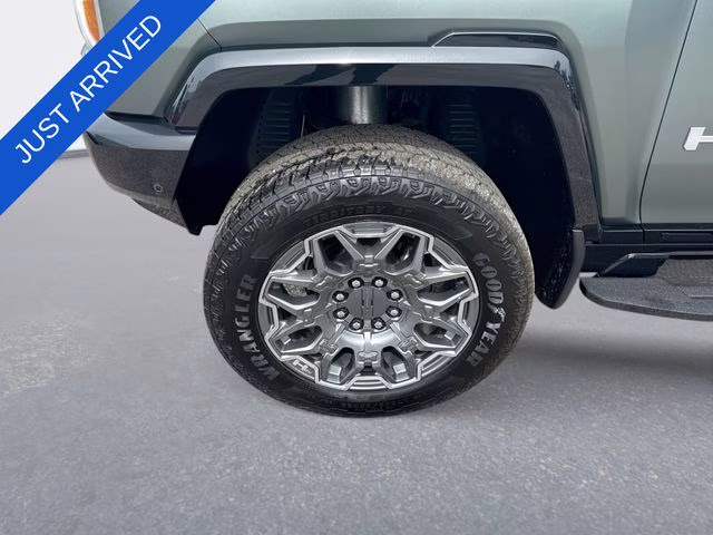 2024 Green GMC HUMMER EV SUV 3X 4X4 SUV