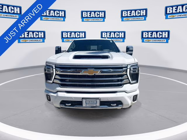 2024 Summit White Chevrolet Silverado 3500HD High Country 4X4 Truck