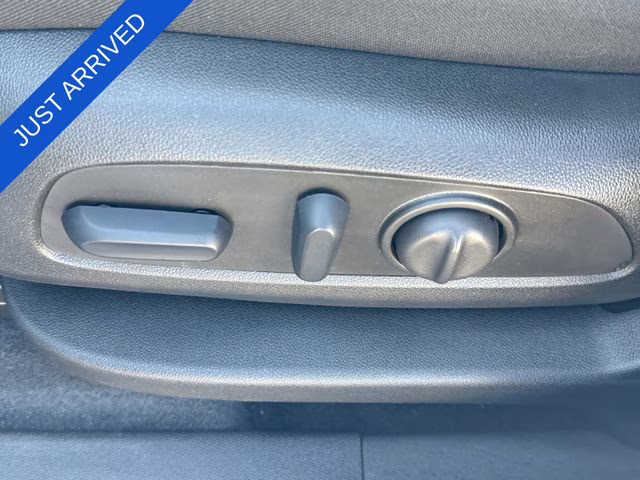 2024 Summit White Chevrolet Equinox LT FWD SUV