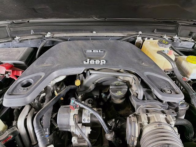 2021 Sting-Gray Clearcoat Jeep Wrangler Unlimited Rubicon 4X4 SUV