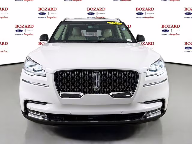 2022 White Metallic Lincoln Aviator Reserve AWD SUV