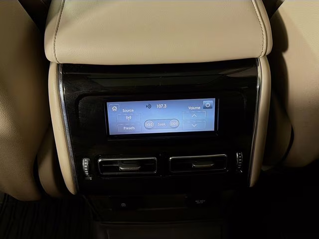 2022 White Metallic Lincoln Aviator Reserve AWD SUV