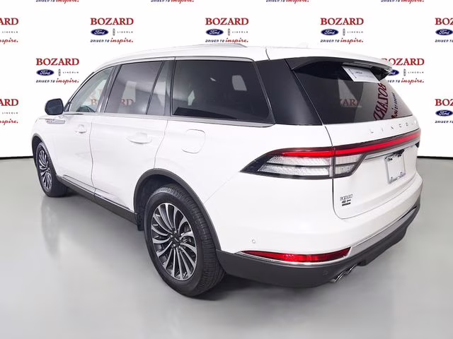 2022 White Metallic Lincoln Aviator Reserve AWD SUV