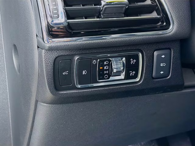 2024 Gray Metallic Lincoln Navigator Reserve 4X4 SUV