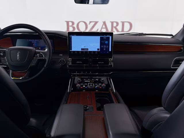 2024 Gray Metallic Lincoln Navigator Reserve 4X4 SUV