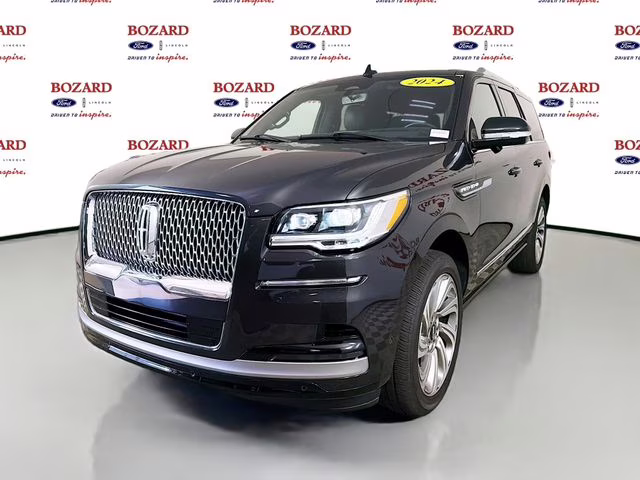 2024 Gray Metallic Lincoln Navigator Reserve 4X4 SUV
