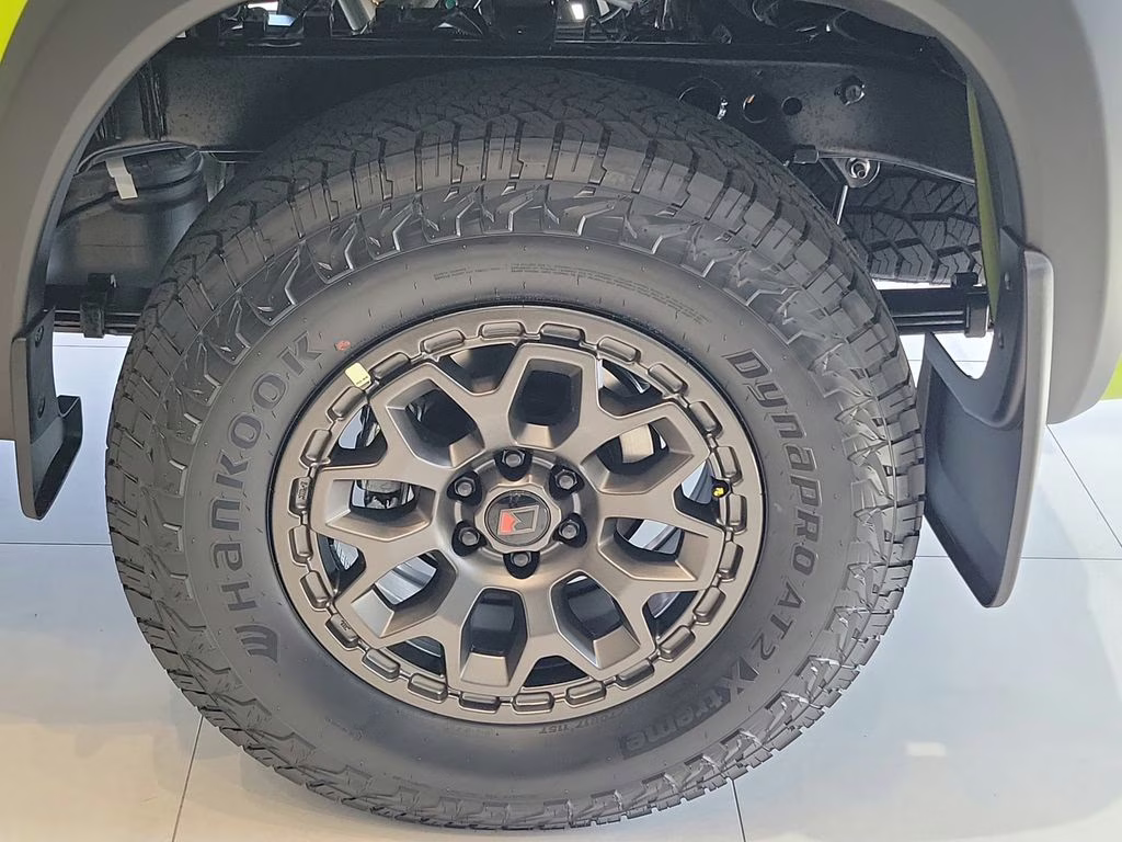 2026 Citrus Strike Nissan Frontier PRO-4X 4X4 Truck