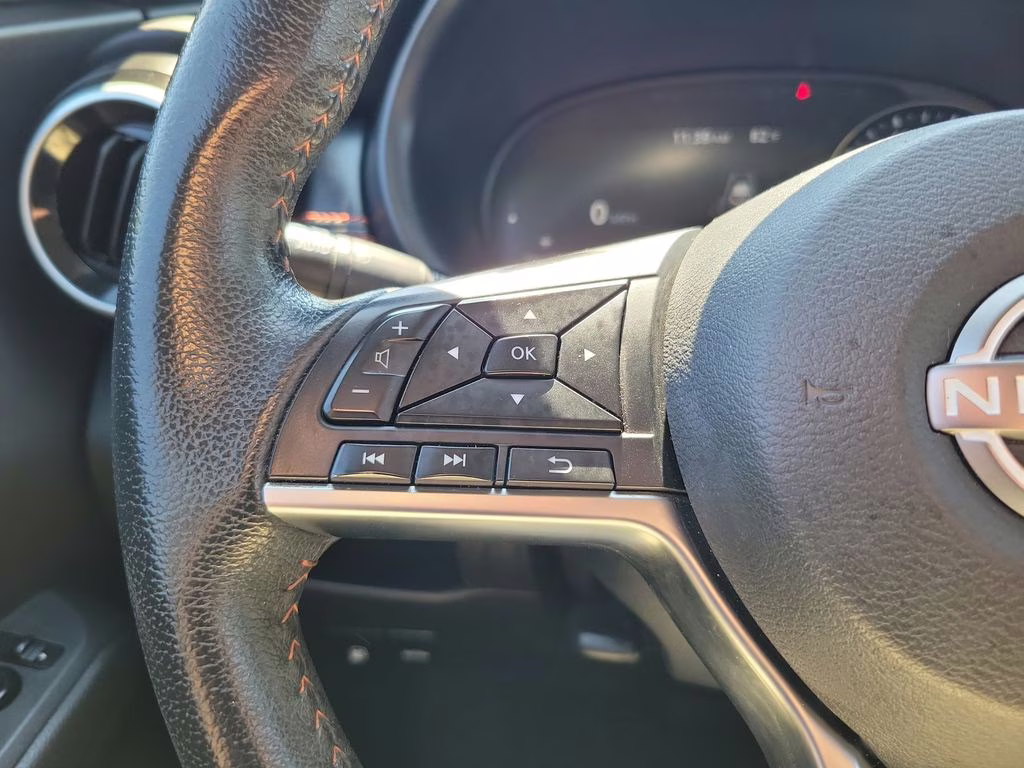 2024 Aspen White Nissan Kicks SR FWD SUV