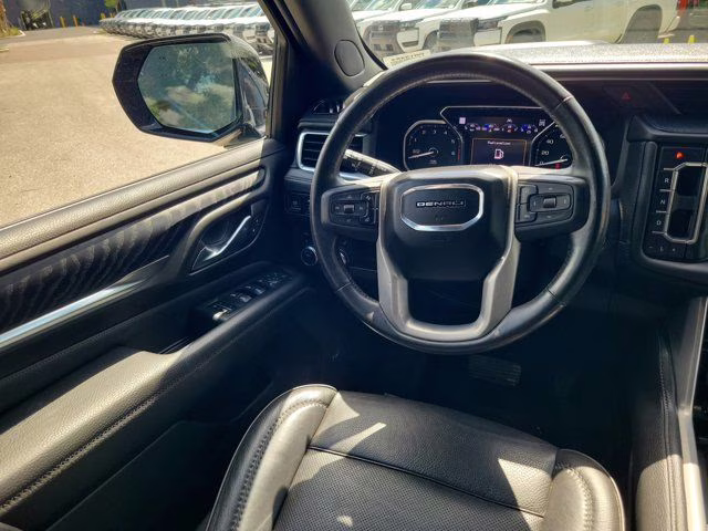 2021 Onyx Black GMC Yukon XL Denali 4X4 SUV