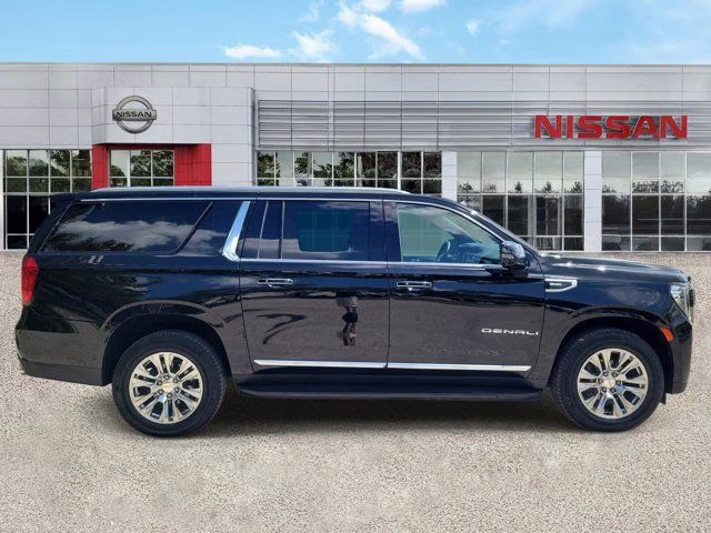 2021 Onyx Black GMC Yukon XL Denali 4X4 SUV