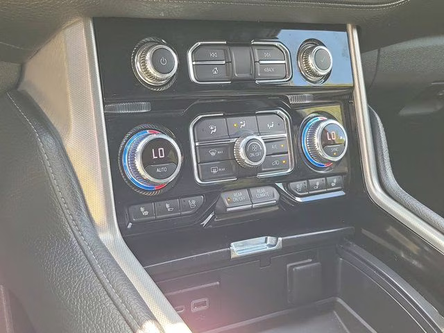 2021 Onyx Black GMC Yukon XL Denali 4X4 SUV