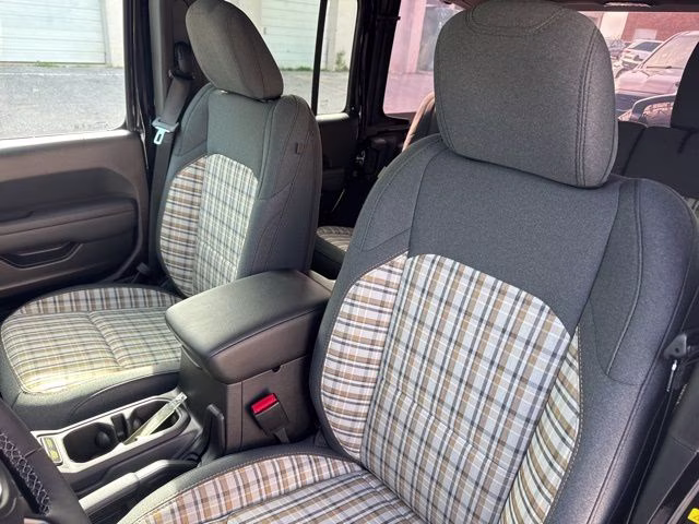 2026 Black Clearcoat Jeep Wrangler 4X4 SUV