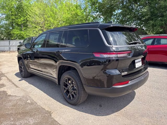 2026 Diamond Black Jeep Grand Cherokee L Altitude 4X4 SUV