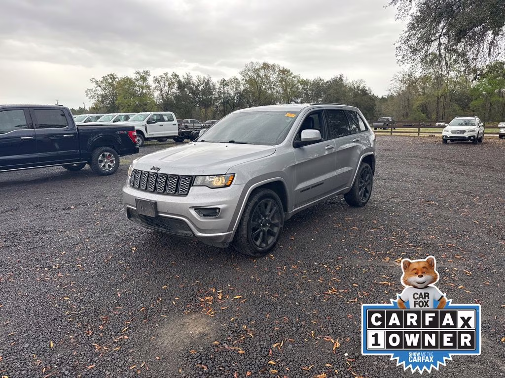 2018 Billet Silver Metallic Clearcoat Jeep Grand Cherokee Altitude 4X4 SUV