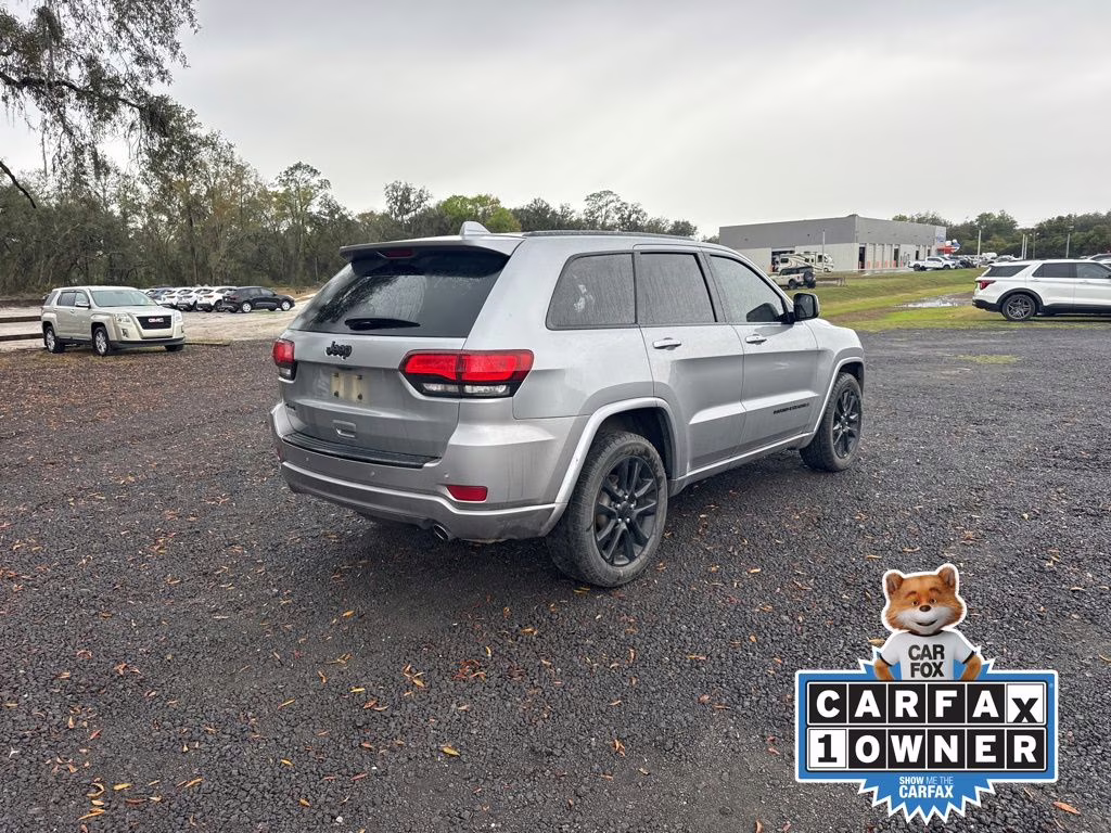 2018 Billet Silver Metallic Clearcoat Jeep Grand Cherokee Altitude 4X4 SUV