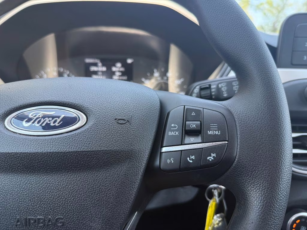 2022 Oxford White Ford Escape S FWD SUV