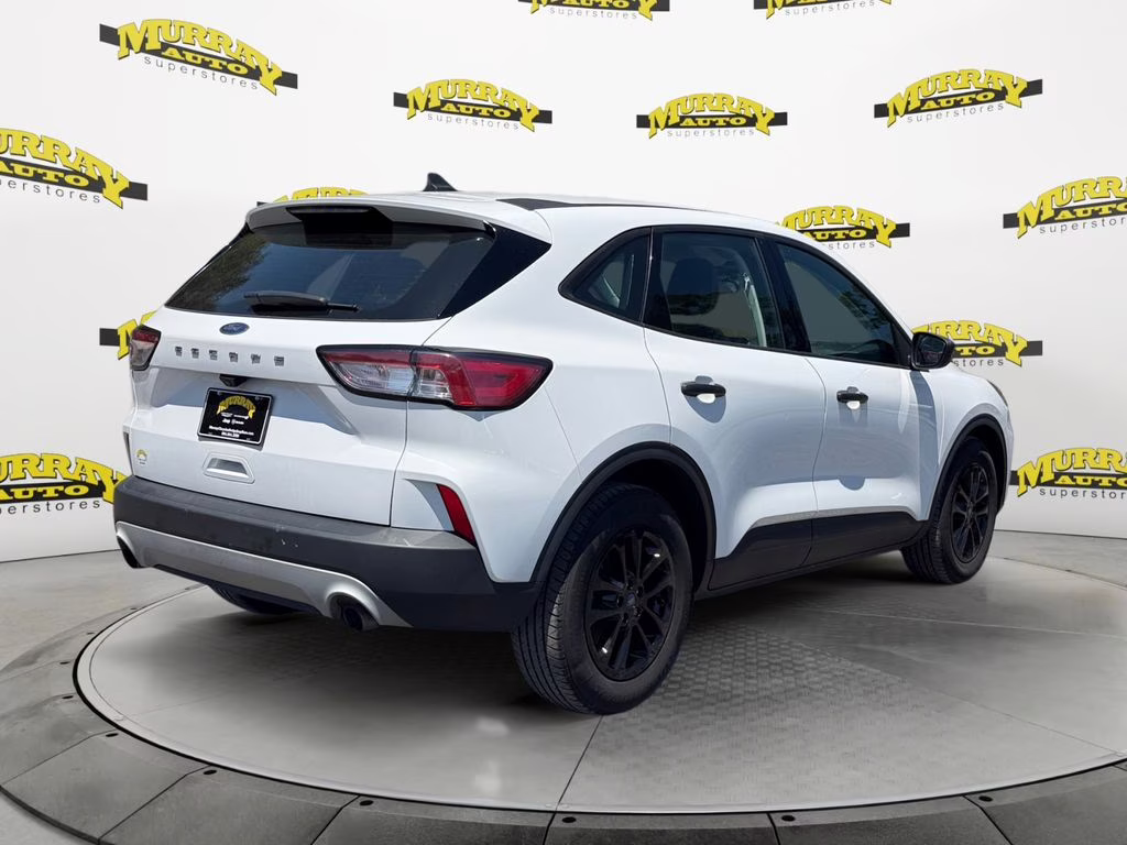 2022 Oxford White Ford Escape S FWD SUV