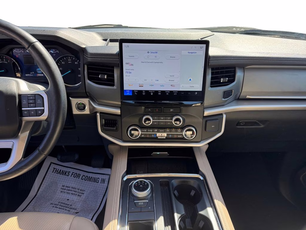 2024 Oxford White Ford Expedition Max XLT RWD SUV
