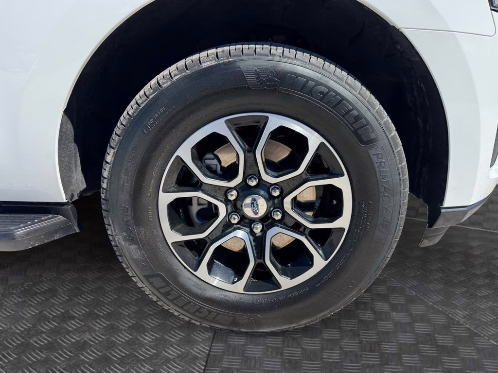 2024 Oxford White Ford Expedition Max XLT RWD SUV