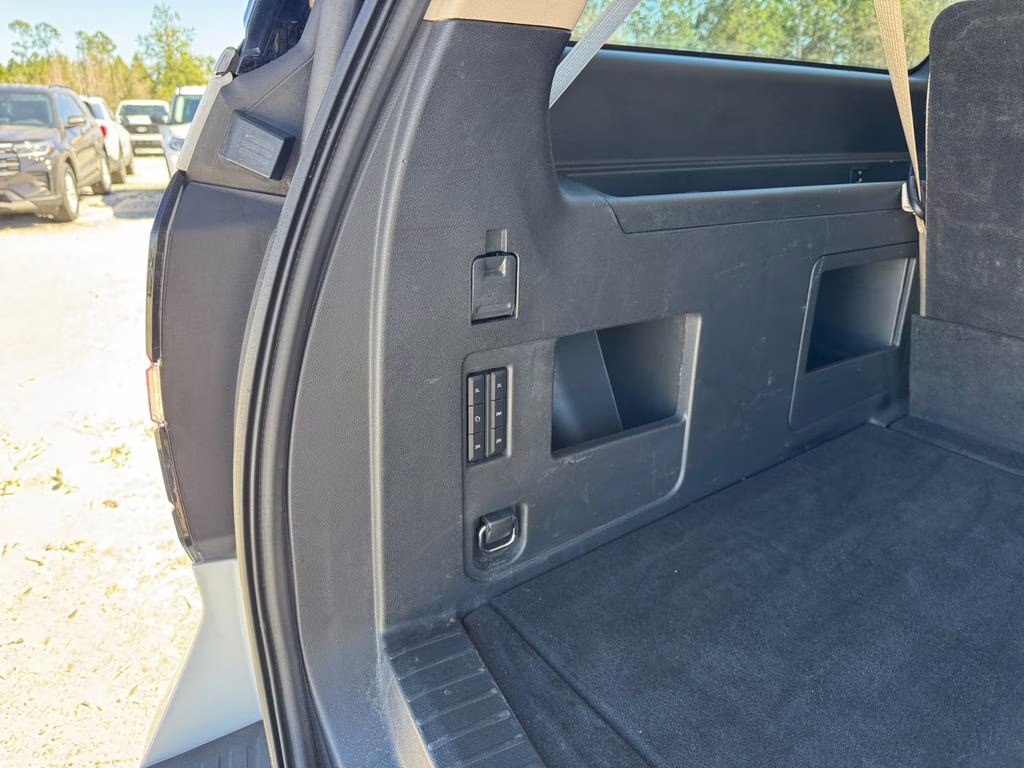 2024 Oxford White Ford Expedition Max XLT RWD SUV