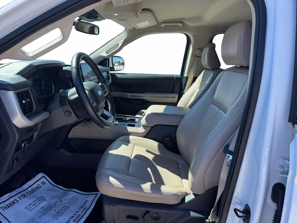 2024 Oxford White Ford Expedition Max XLT RWD SUV